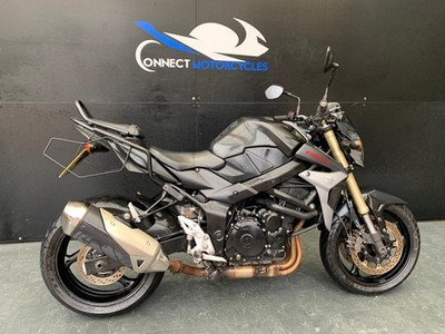 SUZUKI GSR 750 AL3 2014 PROJECT BIKE