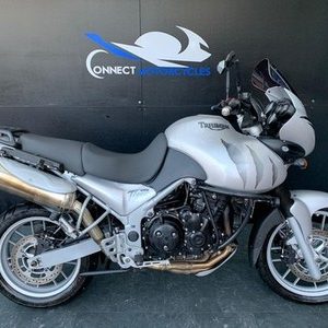 TRIUMPH TIGER 955i PROJECT BIKE HPI CLEAR