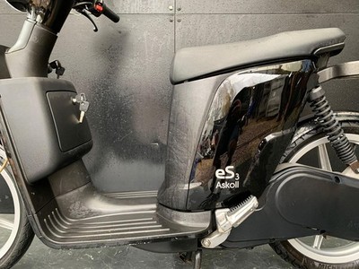 ASKOLL ES3 50CC EQUIVALENT ELECTRIC MOPED PROJECT MOPED HPI CLEAR