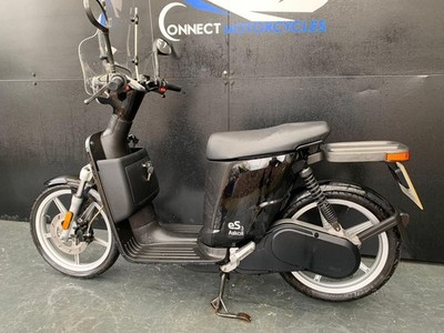 ASKOLL ES3 50CC EQUIVALENT ELECTRIC MOPED PROJECT MOPED HPI CLEAR