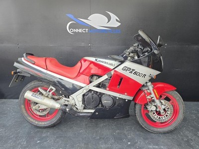 KAWASAKI GPZ600R 1985 PROJECT BIKE HPI CLEAR