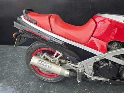 KAWASAKI GPZ600R 1985 PROJECT BIKE HPI CLEAR