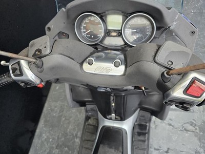 PIAGGIO MP3 125CC 2009 PROJECT SCOOTER HPI CLEAR