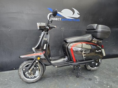 ROYAL ALLOY GT 125cc E5 LOW MILEAGE 1 OWNER HPI CLEAR