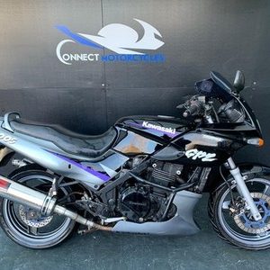 KAWASAK GPZ 500S PROJECT BIKE HPI CLEAR