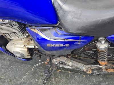 SUZUKI EN 125 2006 PROJECT BIKE HPI CLEAR
