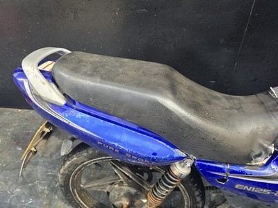 SUZUKI EN 125 2006 PROJECT BIKE HPI CLEAR
