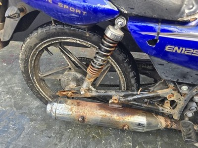 SUZUKI EN 125 2006 PROJECT BIKE HPI CLEAR