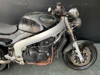 TRIUMPH SPRINT ST 955i PROJECT BIKE HPI CLEAR