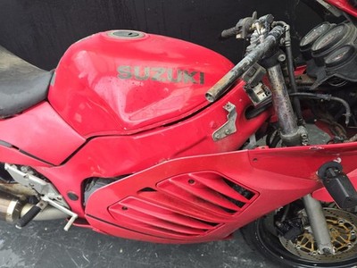 SUZUKI RF 400 1993 PROJECT BIKE HPI CLEAR