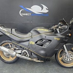 SUZUKI GSX600F 1989 PROJECT BIKE HPI CLEAR