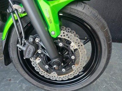 KAWASAKI ER6 Z650 2021 LOW MILEAGE HPI CLEAR