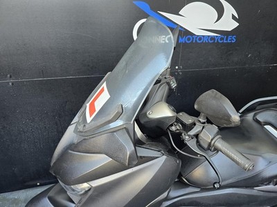 YAMAHA X-MAX 125cc PROJECT SCOOTER HPI CLEAR