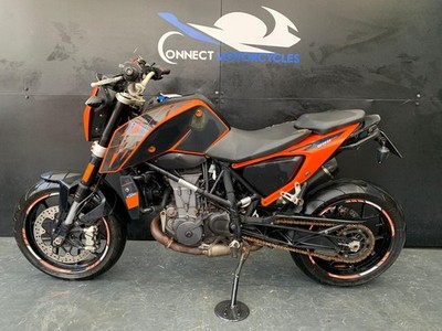 KTM 690 DUKE 2017 PROJECT BIKE