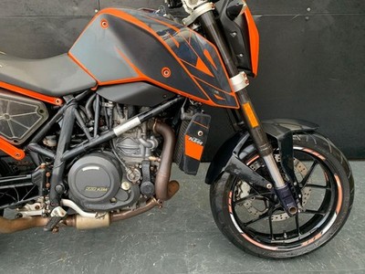 KTM 690 DUKE 2017 PROJECT BIKE