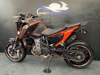 KTM 690 DUKE 2017 PROJECT BIKE
