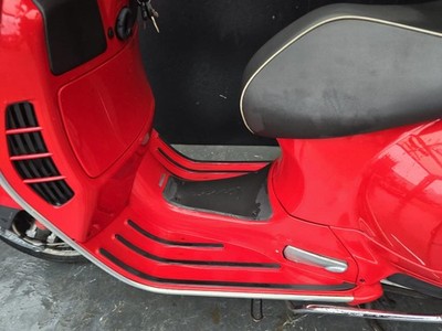 PIAGGIO VESPA GTS 125 IE PROJECT SCOOTER HPI CLEAR 1 OWNER