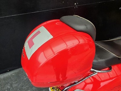 PIAGGIO VESPA GTS 125 IE PROJECT SCOOTER HPI CLEAR 1 OWNER