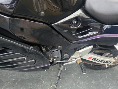 SUZUKI RF900 2002 PROJECT BIKE HPI CLEAR