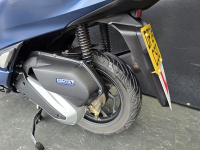 HONDA WW 125cc A-P PCX 1 OWNER HPI CLEAR