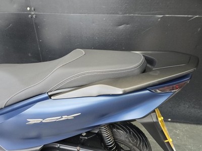 HONDA WW 125cc A-P PCX 1 OWNER HPI CLEAR