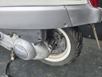 PIAGGIO VESPA GT 200 2006 LIGHT RUNNING PROJECT SCOOTER HPI CLEAR