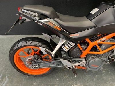 KTM 390 DUKE PROJECT BIKE 2016 HPI CLEAR
