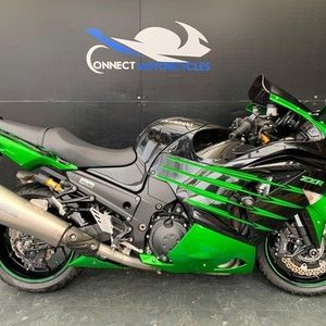 KAWASAKI ZZR 1400 PERFORMANCE SPORT 2014 LOW MILEAGE HPI CLEAR