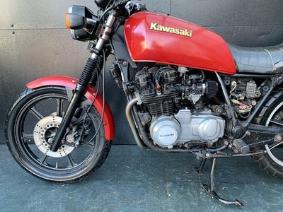 KAWASAKI GT 750 P5 1990 PROJECT BIKE HPI CLEAR