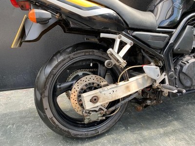 YAMAHA FZS 600 FAZER PROJECT BIKE HPI CLEAR