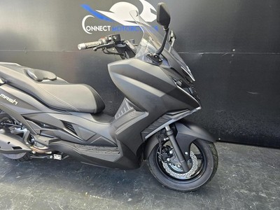 MASH BELENA 300 2026 300cc MAXI SCOOTER FORZA/BURGMAN TYPE 1 OWNER HPI CLEAR