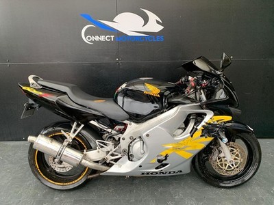 HONDA CBR 600 F 2000 PROJECT BIKE HPI CLEAR