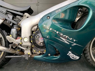 TRIUMPH SPRINT ST 955 2002 HPI CLEAR
