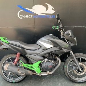 HONDA GLR 125 LEARNER LEGAL PROJECT BIKE 2016 HPI CLEAR