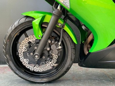 KAWASAKI ER6 ECF 2012 LOW MILEAGE HPI CLEAR