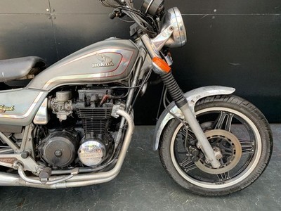 HONDA CB 650 CUSTOM NIGHTHAWK PROJECT BIKE HPI CLEAR