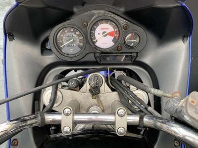 YAMAHA TDM 850 1998 PROJECT BIKE HPI CLEAR