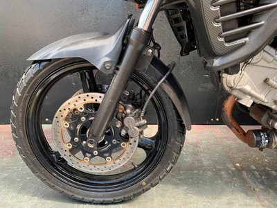 SUZUKI DL 650 V-STROM 2014 PROJECT BIKE HPI CLEAR