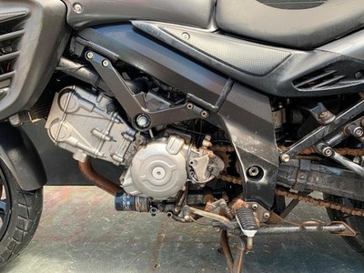 SUZUKI DL 650 V-STROM 2014 PROJECT BIKE HPI CLEAR