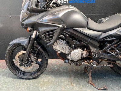SUZUKI DL 650 V-STROM 2014 PROJECT BIKE HPI CLEAR