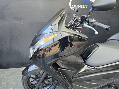 HONDA FORZA NSS 300 A-D LOW MILEAGE 1 OWNER HPI CLEAR