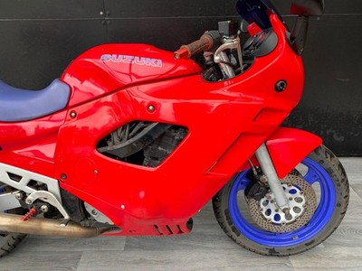 SUZUKI GSXF 600 1994 PROJECT BIKE HPI CLEAR