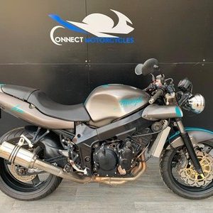TRIUMPH SPEED FOUR 2006 PROJECT BIKE HPI CLEAR