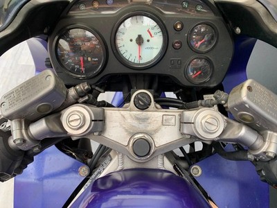 HONDA VFR 750 1998 PROJECT BIKE HPI CLEAR