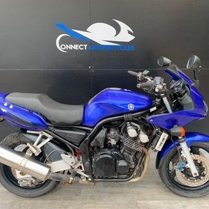 YAMAHA FZS 600 FAZER 2003 PROJECT BIKE HPI CLEAR