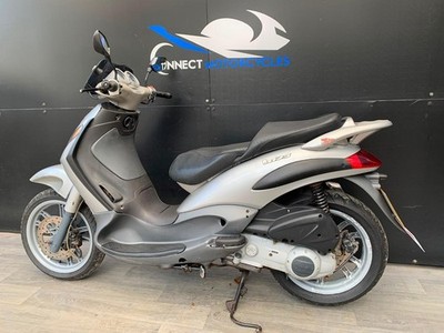 PIAGGIO B 125 PROJECT SCOOTER 2004 HPI CLEAR