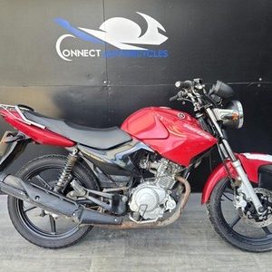 YAMAHA YBR 125 LEARNER LEGAL PROJECT BIKE 2012 HPI CLEAR