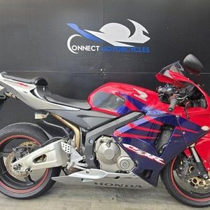 HONDA CBR 600 RR 2006 PROJECT BIKE HPI CLEAR