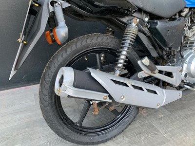 YAMAHA YBR 125 PROJECT BIKE 2012 HPI CLEAR
