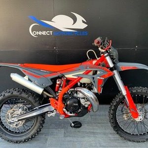 BETA XTRAINER 300 2 STROKE 2024 HPI CLEAR 1 OWNER
